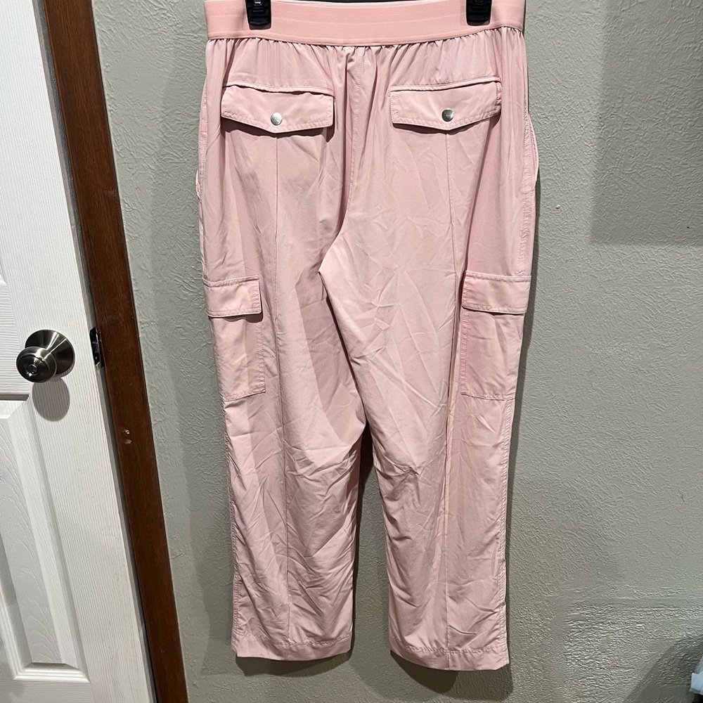 Athleta Vienna Cargo Light Pink Straight Leg Stretch Size 13 EUC Like New - Picture 3 of 4